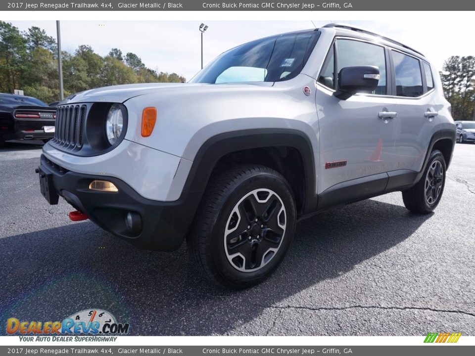2017 Jeep Renegade Trailhawk 4x4 Glacier Metallic / Black Photo #3