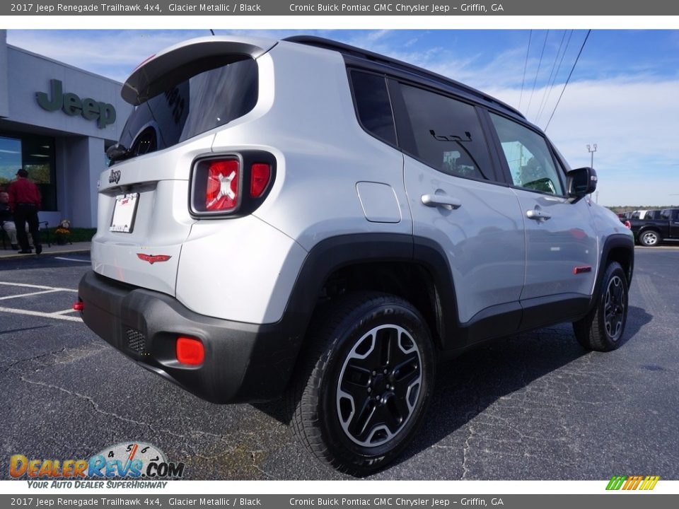 2017 Jeep Renegade Trailhawk 4x4 Glacier Metallic / Black Photo #7