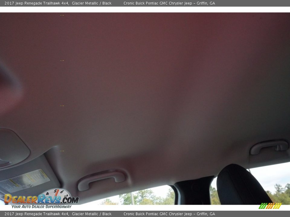 2017 Jeep Renegade Trailhawk 4x4 Glacier Metallic / Black Photo #11