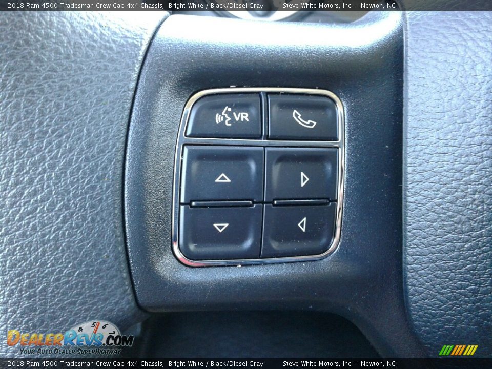 2018 Ram 4500 Tradesman Crew Cab 4x4 Chassis Bright White / Black/Diesel Gray Photo #14