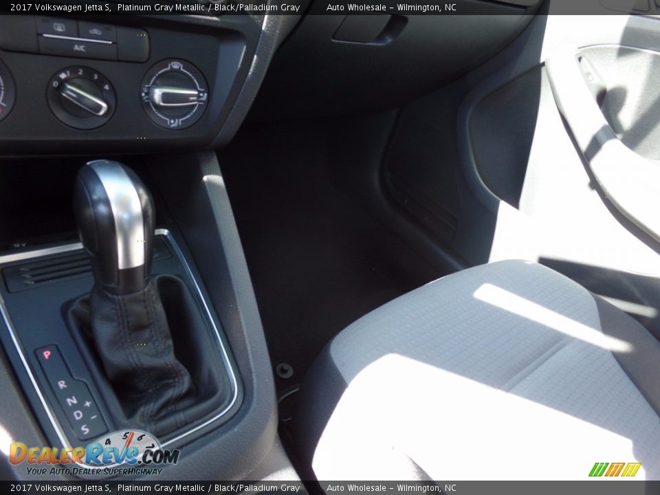 2017 Volkswagen Jetta S Platinum Gray Metallic / Black/Palladium Gray Photo #20
