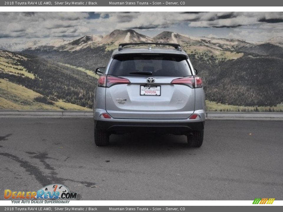 2018 Toyota RAV4 LE AWD Silver Sky Metallic / Black Photo #4