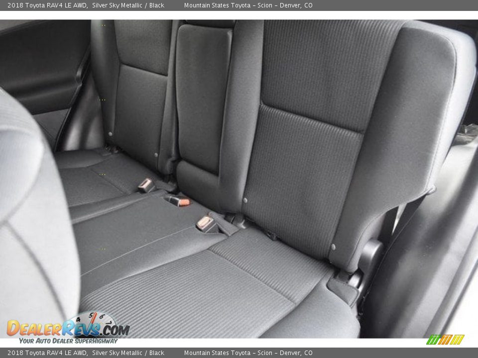 2018 Toyota RAV4 LE AWD Silver Sky Metallic / Black Photo #7