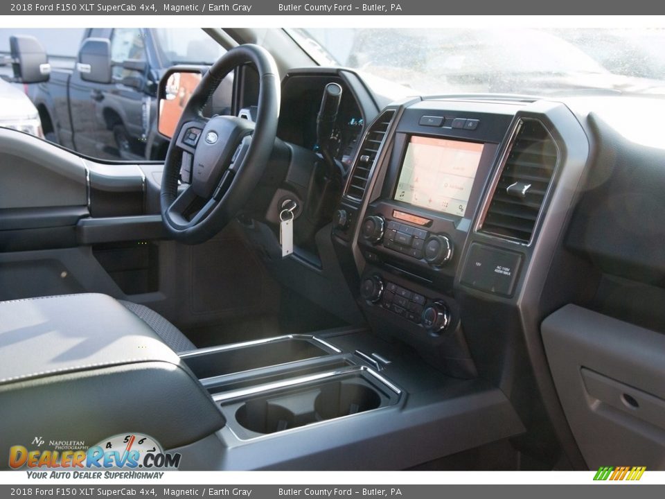 2018 Ford F150 XLT SuperCab 4x4 Magnetic / Earth Gray Photo #12