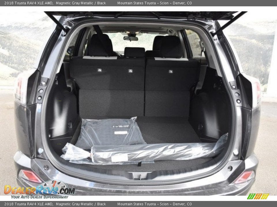 2018 Toyota RAV4 XLE AWD Magnetic Gray Metallic / Black Photo #8