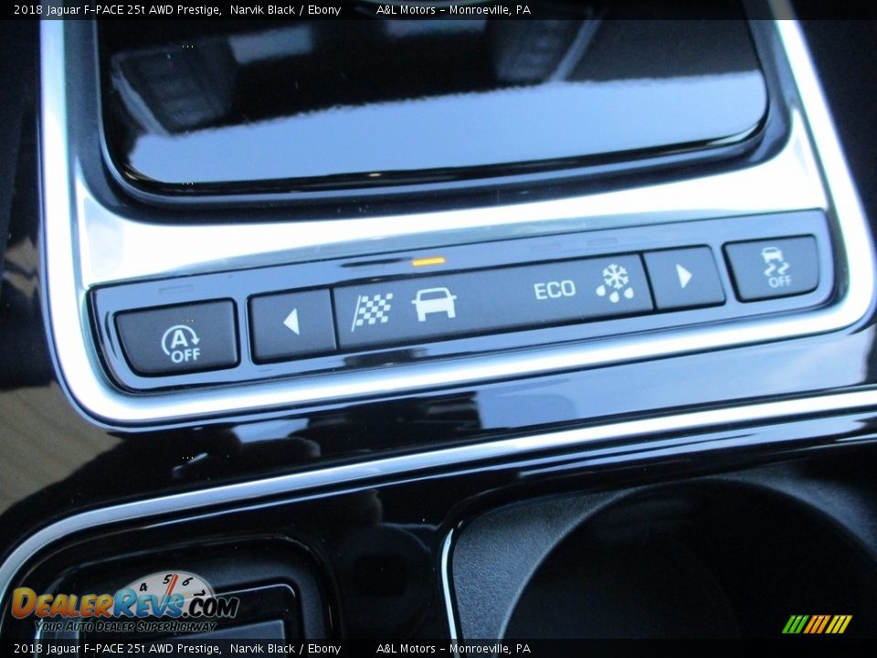 2018 Jaguar F-PACE 25t AWD Prestige Narvik Black / Ebony Photo #16