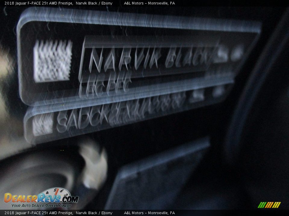 2018 Jaguar F-PACE 25t AWD Prestige Narvik Black / Ebony Photo #19