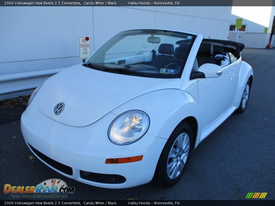 2009 Volkswagen New Beetle 2.5 Convertible Candy White / Black Photo #8
