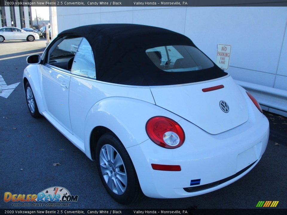 2009 Volkswagen New Beetle 2.5 Convertible Candy White / Black Photo #12