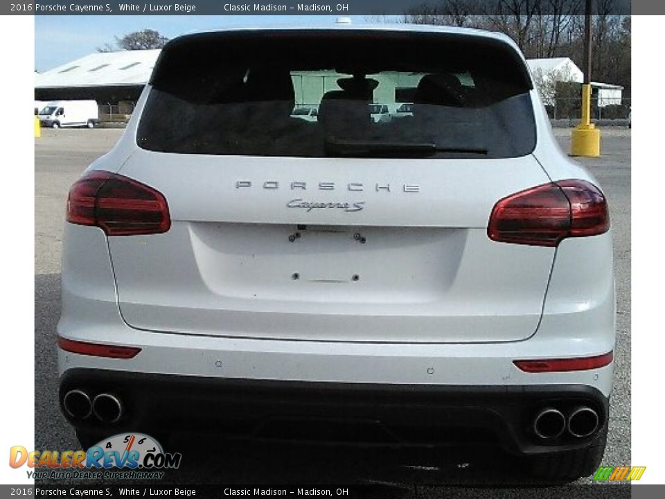 2016 Porsche Cayenne S White / Luxor Beige Photo #5