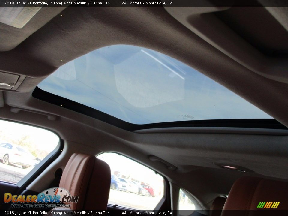 2018 Jaguar XF Portfolio Yulong White Metallic / Sienna Tan Photo #10