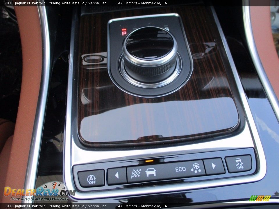 2018 Jaguar XF Portfolio Shifter Photo #15