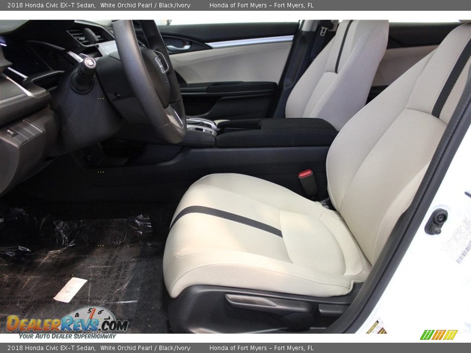 2018 Honda Civic EX-T Sedan White Orchid Pearl / Black/Ivory Photo #9