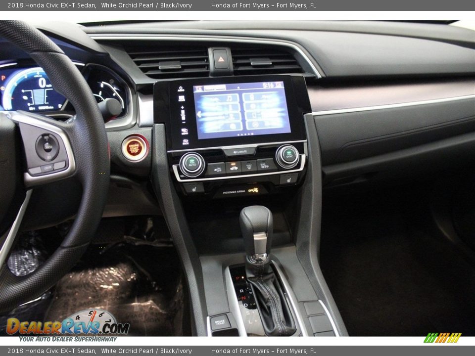 2018 Honda Civic EX-T Sedan White Orchid Pearl / Black/Ivory Photo #14