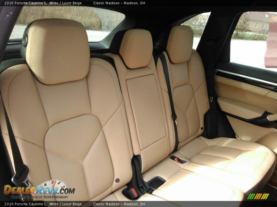 2016 Porsche Cayenne S White / Luxor Beige Photo #20