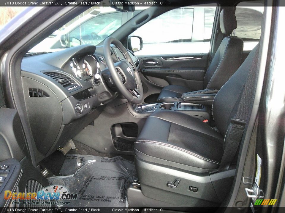 2018 Dodge Grand Caravan SXT Granite Pearl / Black Photo #4