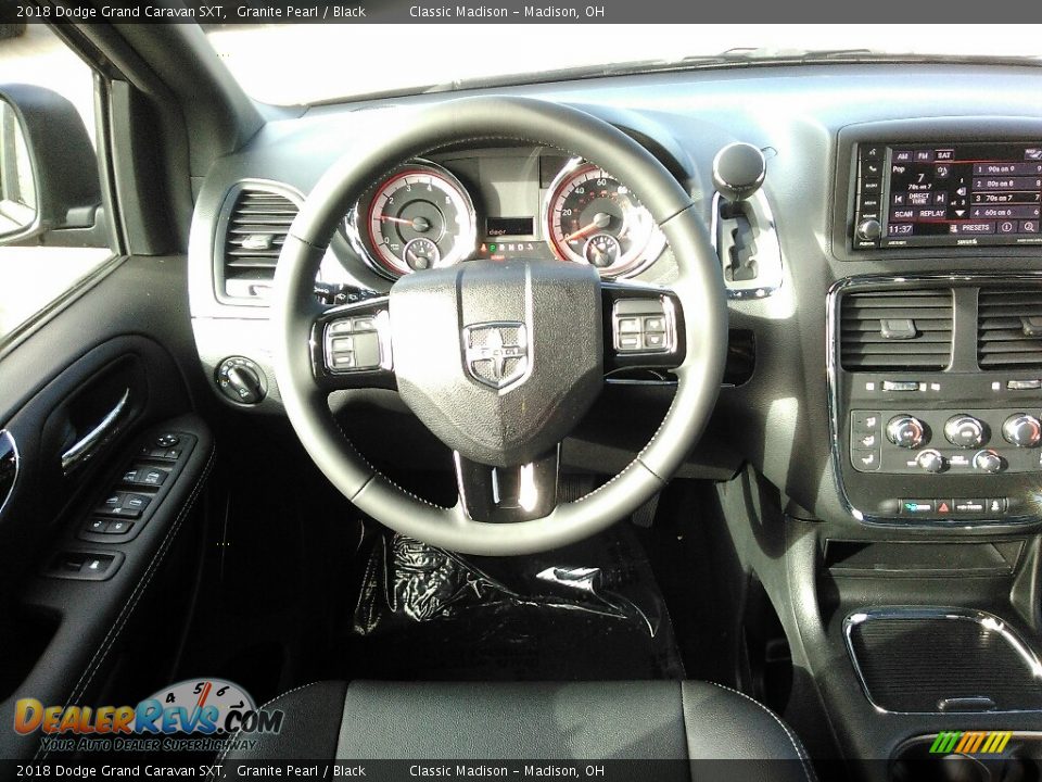 2018 Dodge Grand Caravan SXT Granite Pearl / Black Photo #6