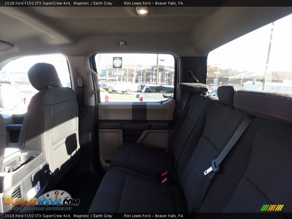 2018 Ford F150 STX SuperCrew 4x4 Magnetic / Earth Gray Photo #11