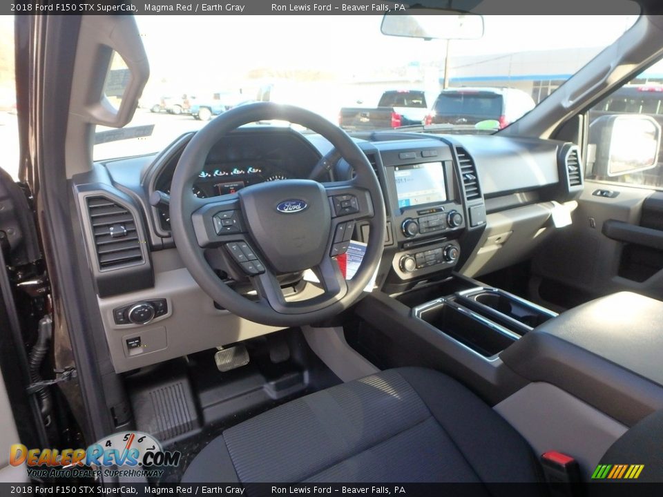2018 Ford F150 STX SuperCab Magma Red / Earth Gray Photo #12