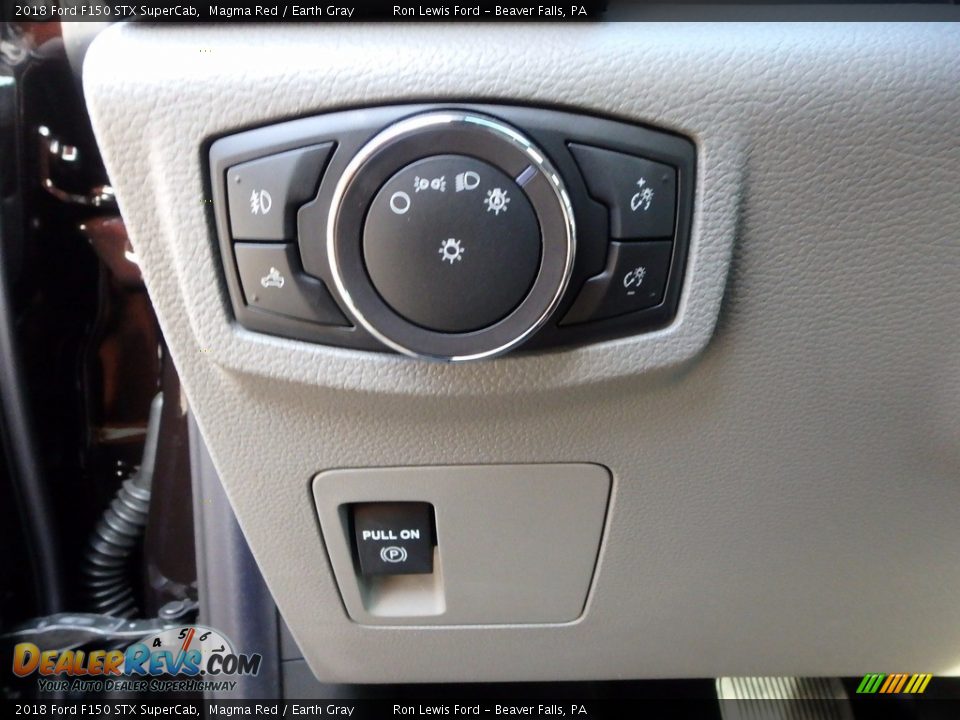 2018 Ford F150 STX SuperCab Magma Red / Earth Gray Photo #15