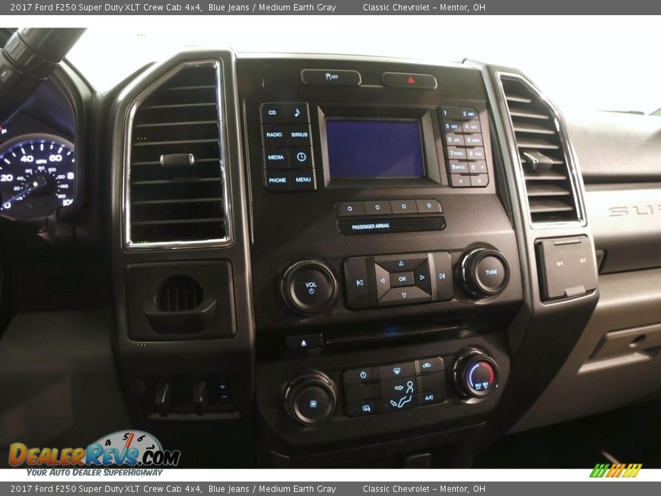 2017 Ford F250 Super Duty XLT Crew Cab 4x4 Blue Jeans / Medium Earth Gray Photo #6