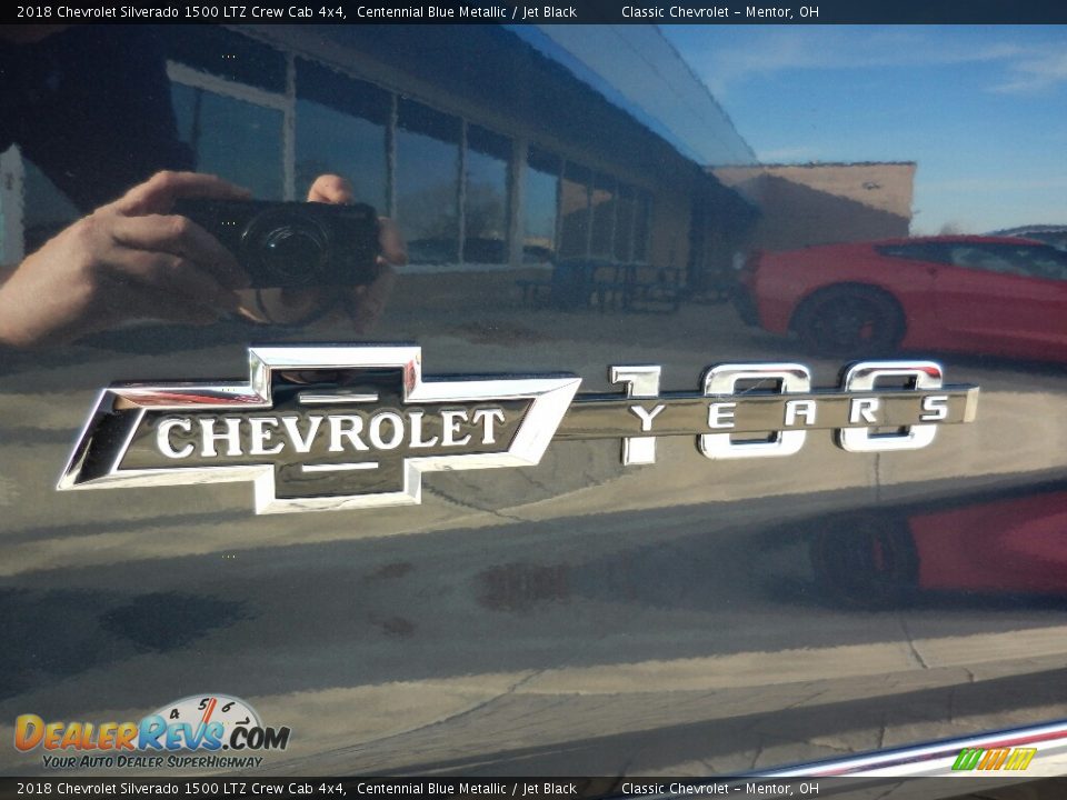 2018 Chevrolet Silverado 1500 LTZ Crew Cab 4x4 Centennial Blue Metallic / Jet Black Photo #8