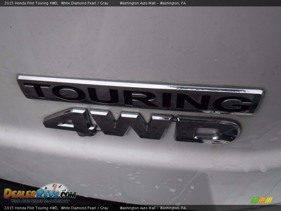 2015 Honda Pilot Touring 4WD White Diamond Pearl / Gray Photo #11