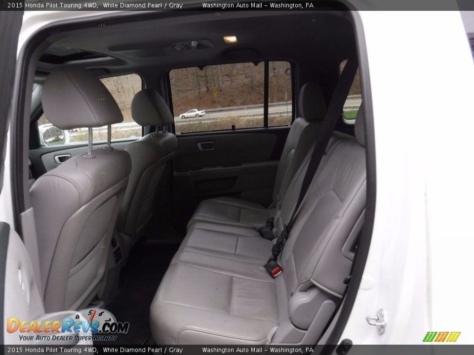 2015 Honda Pilot Touring 4WD White Diamond Pearl / Gray Photo #25