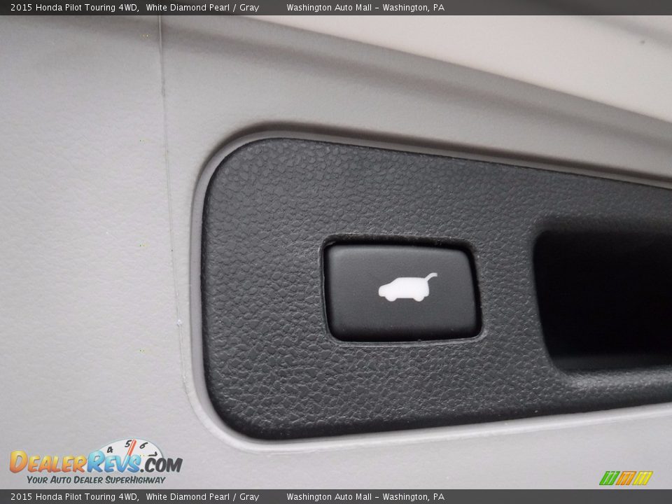 2015 Honda Pilot Touring 4WD White Diamond Pearl / Gray Photo #27