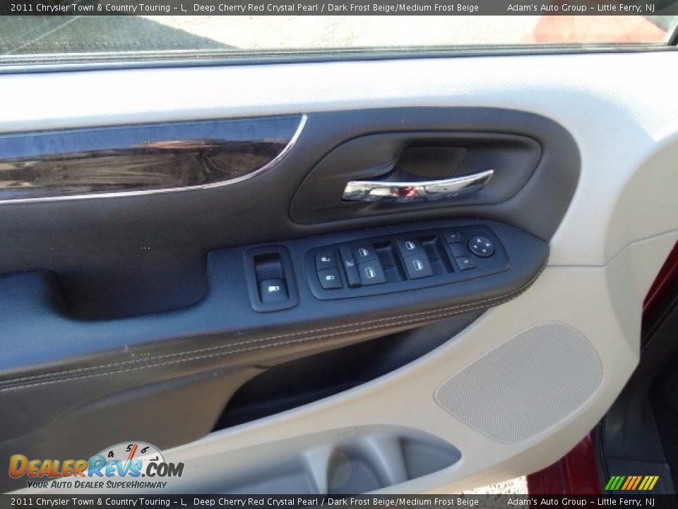 2011 Chrysler Town & Country Touring - L Deep Cherry Red Crystal Pearl / Dark Frost Beige/Medium Frost Beige Photo #10