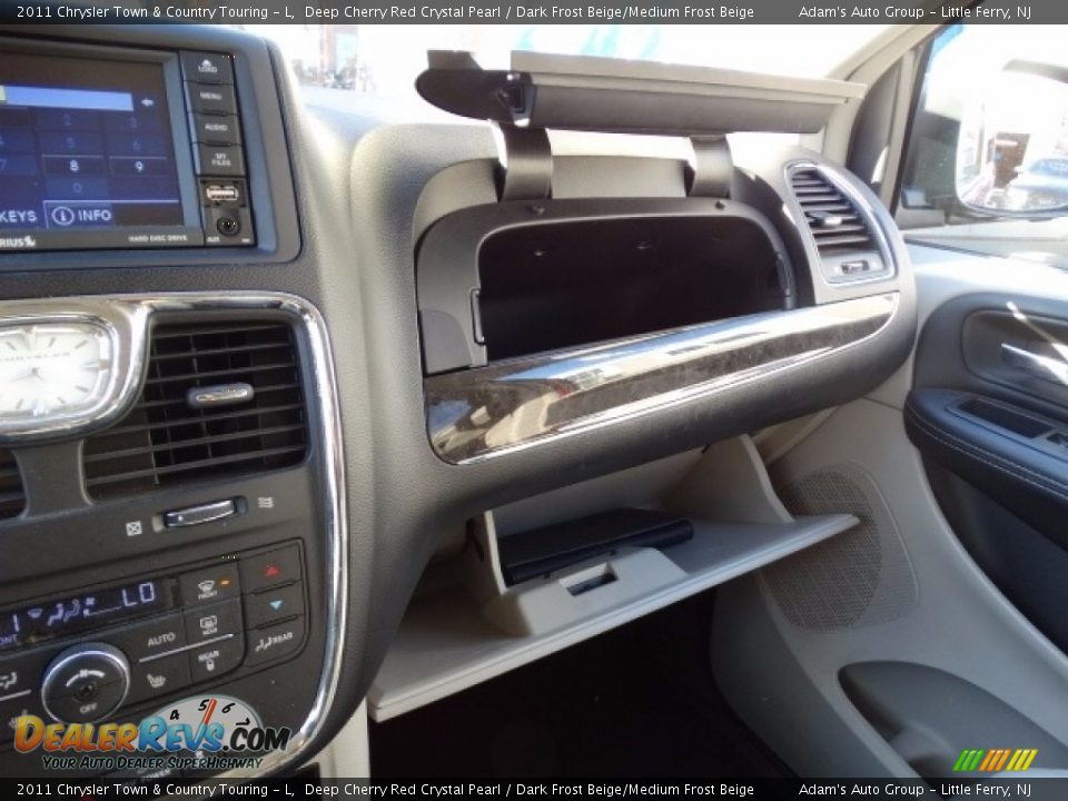 2011 Chrysler Town & Country Touring - L Deep Cherry Red Crystal Pearl / Dark Frost Beige/Medium Frost Beige Photo #32