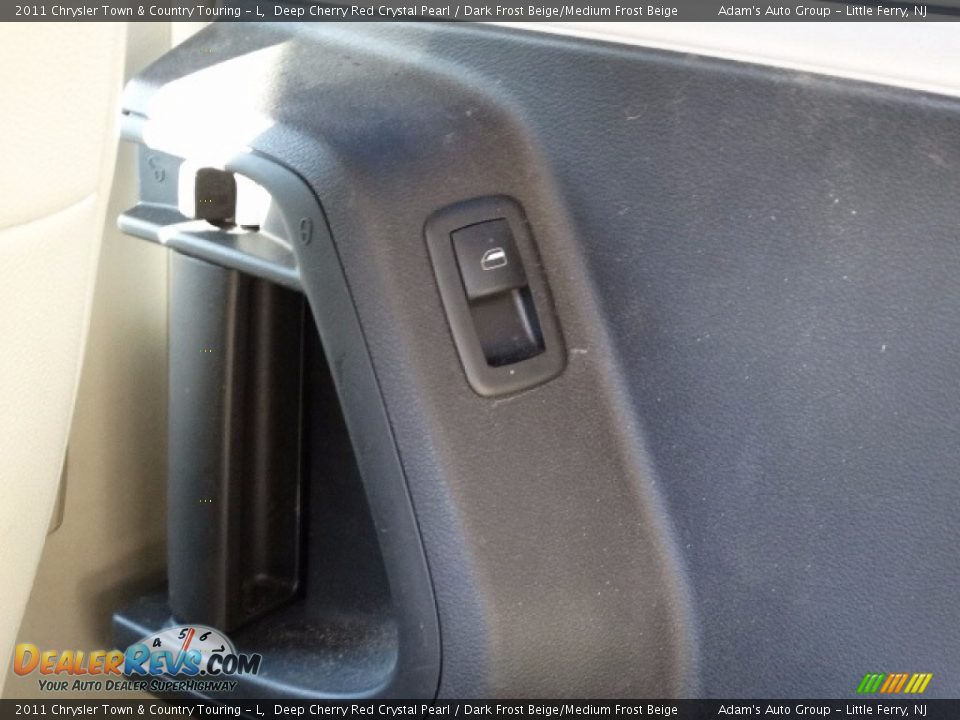 2011 Chrysler Town & Country Touring - L Deep Cherry Red Crystal Pearl / Dark Frost Beige/Medium Frost Beige Photo #34