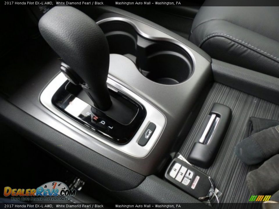 2017 Honda Pilot EX-L AWD White Diamond Pearl / Black Photo #29