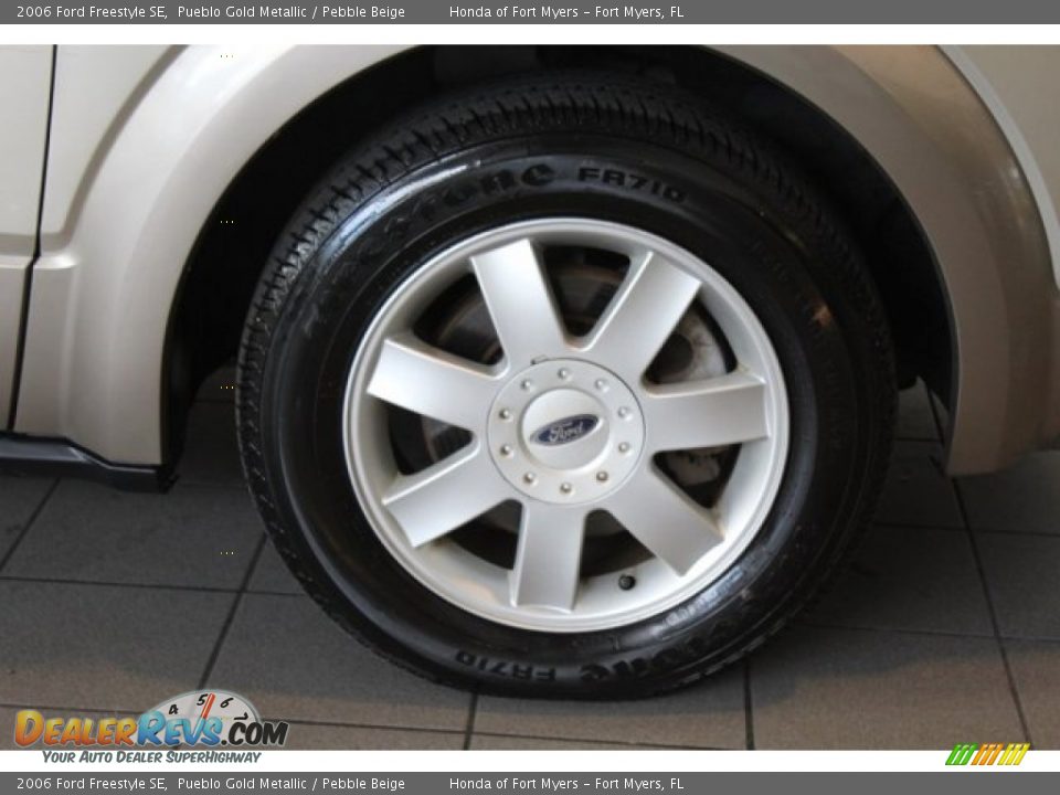 2006 Ford Freestyle SE Pueblo Gold Metallic / Pebble Beige Photo #8