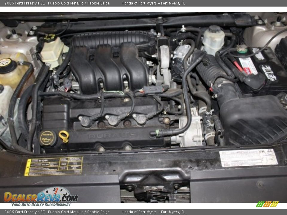 2006 Ford Freestyle SE Pueblo Gold Metallic / Pebble Beige Photo #26