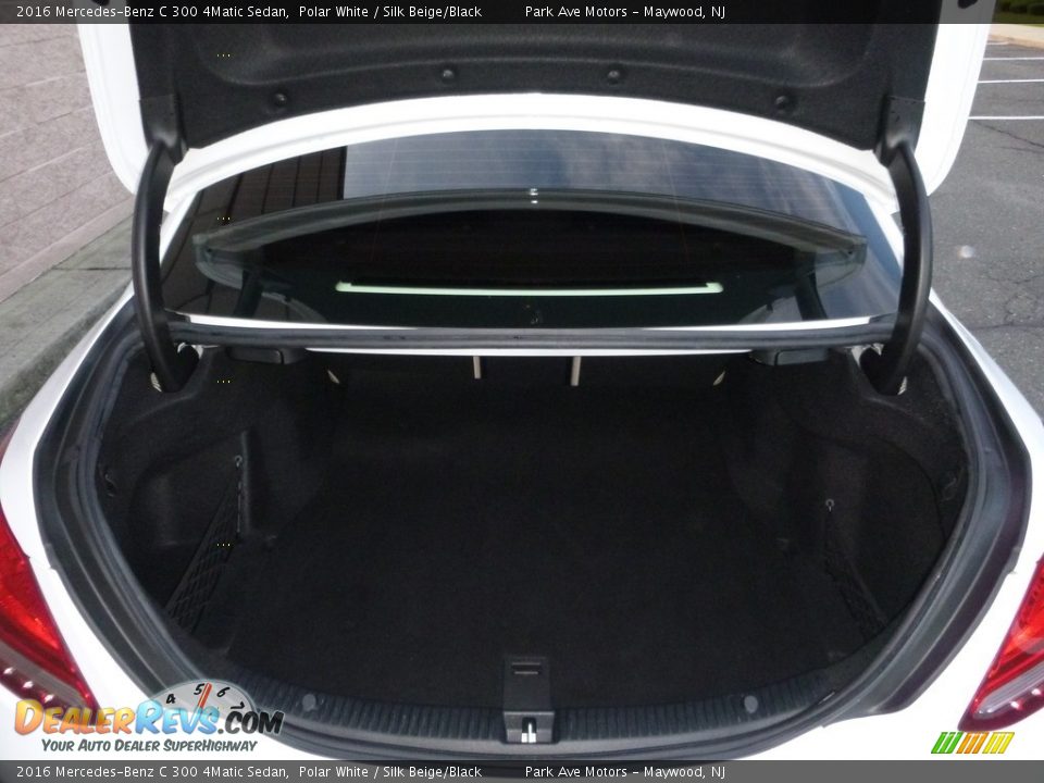 2016 Mercedes-Benz C 300 4Matic Sedan Polar White / Silk Beige/Black Photo #27