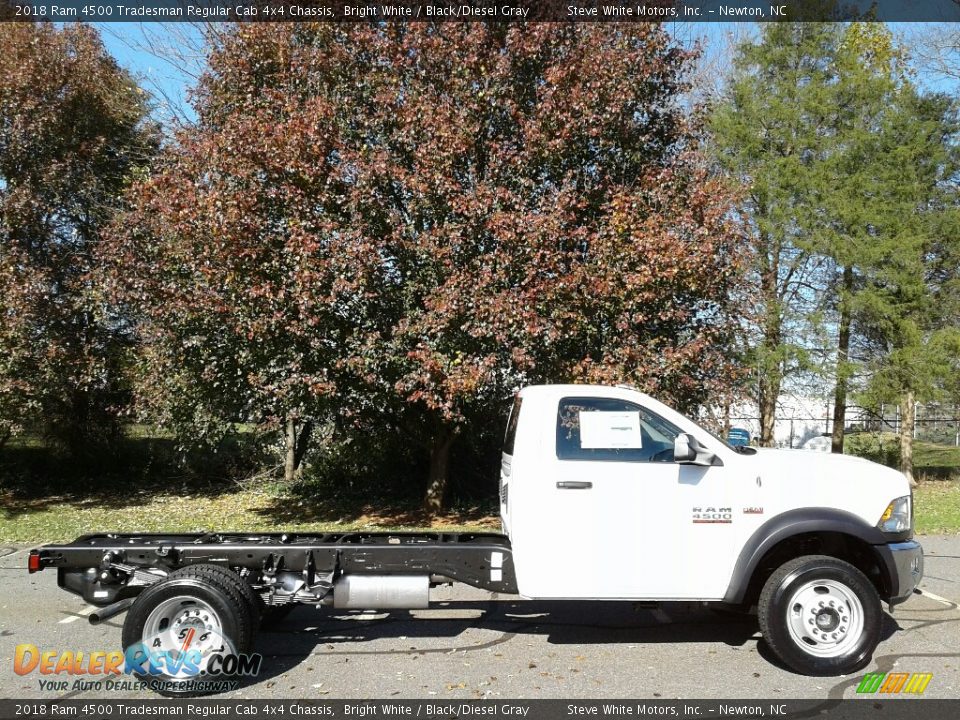 2018 Ram 4500 Tradesman Regular Cab 4x4 Chassis Bright White / Black/Diesel Gray Photo #5