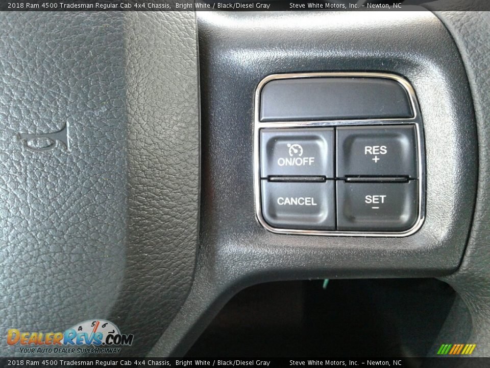 2018 Ram 4500 Tradesman Regular Cab 4x4 Chassis Bright White / Black/Diesel Gray Photo #15