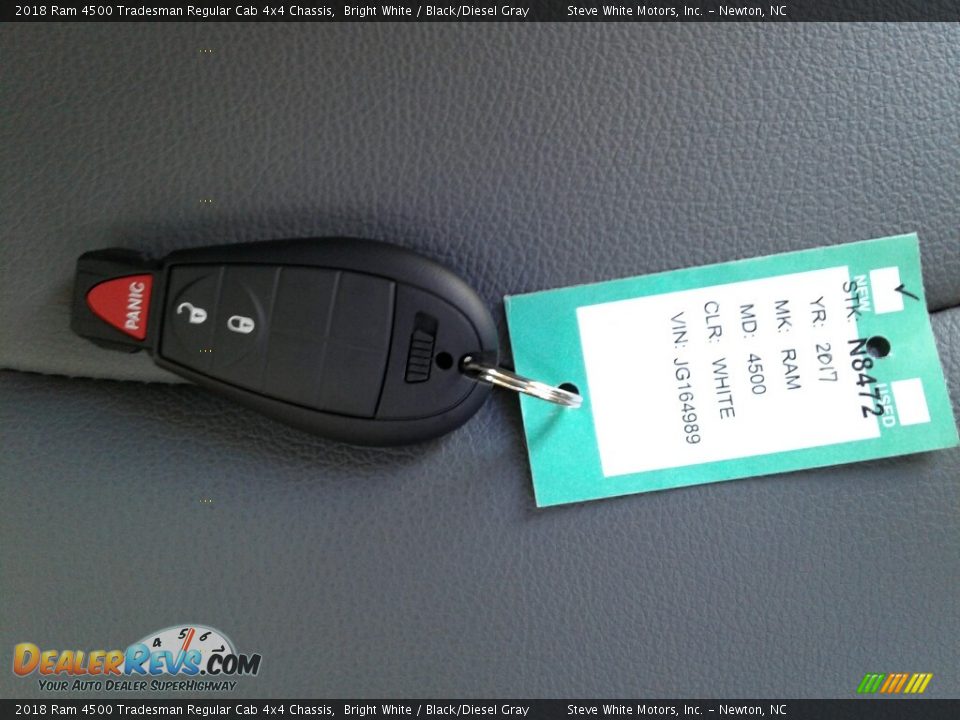 2018 Ram 4500 Tradesman Regular Cab 4x4 Chassis Bright White / Black/Diesel Gray Photo #23