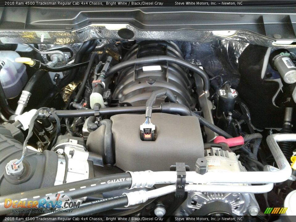 2018 Ram 4500 Tradesman Regular Cab 4x4 Chassis Bright White / Black/Diesel Gray Photo #24