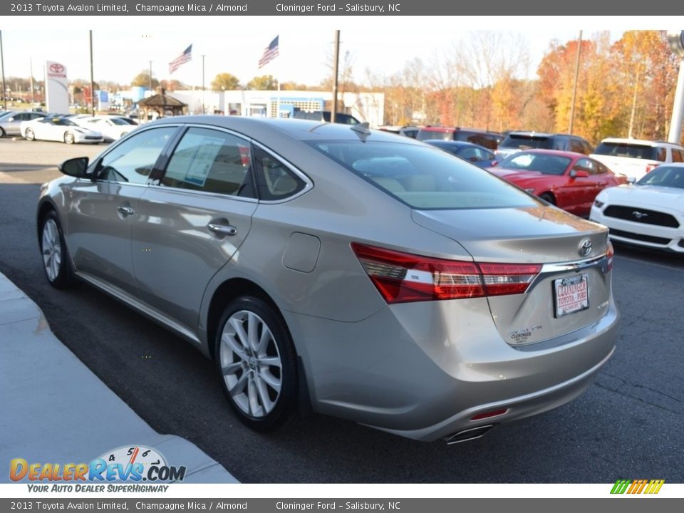 2013 Toyota Avalon Limited Champagne Mica / Almond Photo #5