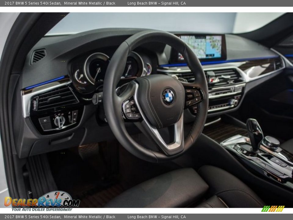 2017 BMW 5 Series 540i Sedan Mineral White Metallic / Black Photo #15