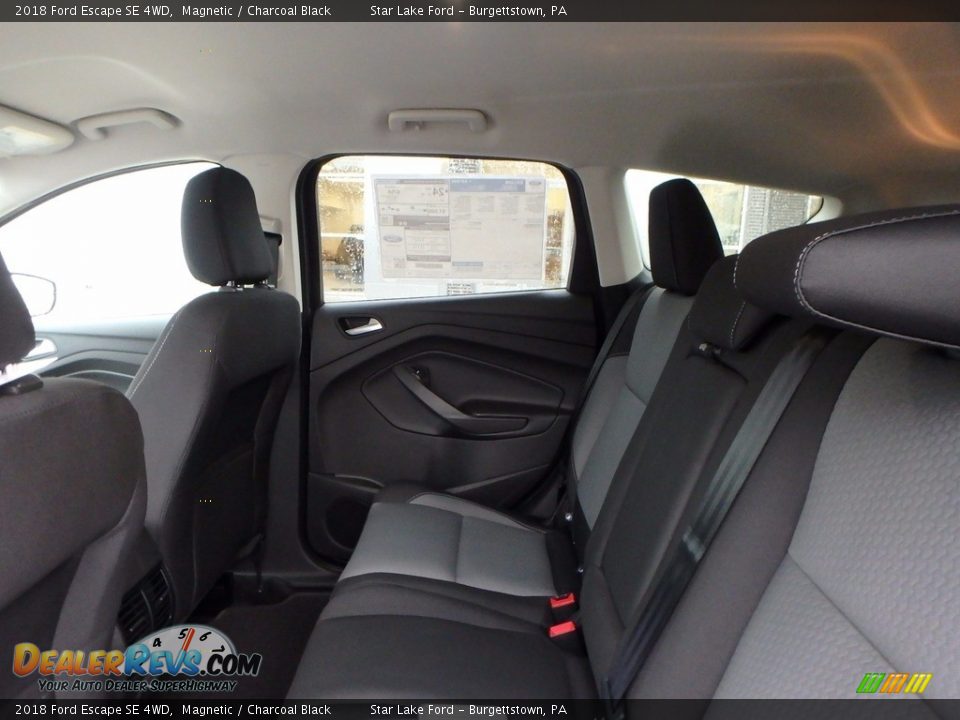 2018 Ford Escape SE 4WD Magnetic / Charcoal Black Photo #11