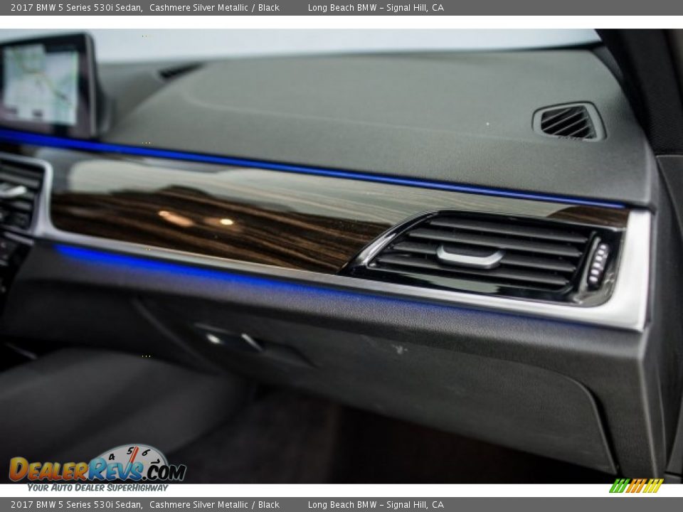 2017 BMW 5 Series 530i Sedan Cashmere Silver Metallic / Black Photo #22