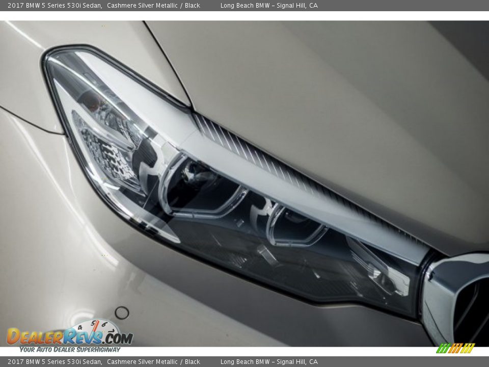 2017 BMW 5 Series 530i Sedan Cashmere Silver Metallic / Black Photo #25