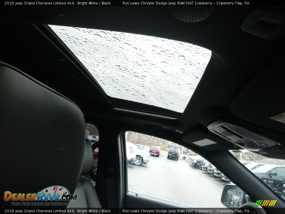 2018 Jeep Grand Cherokee Limited 4x4 Bright White / Black Photo #12