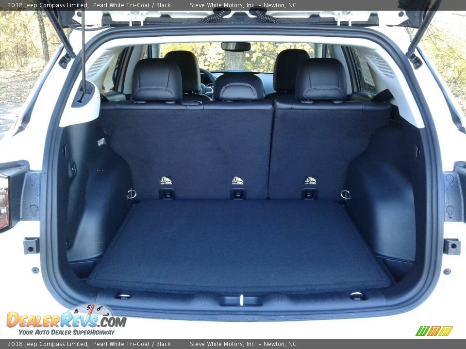 2018 Jeep Compass Limited Trunk Photo #11