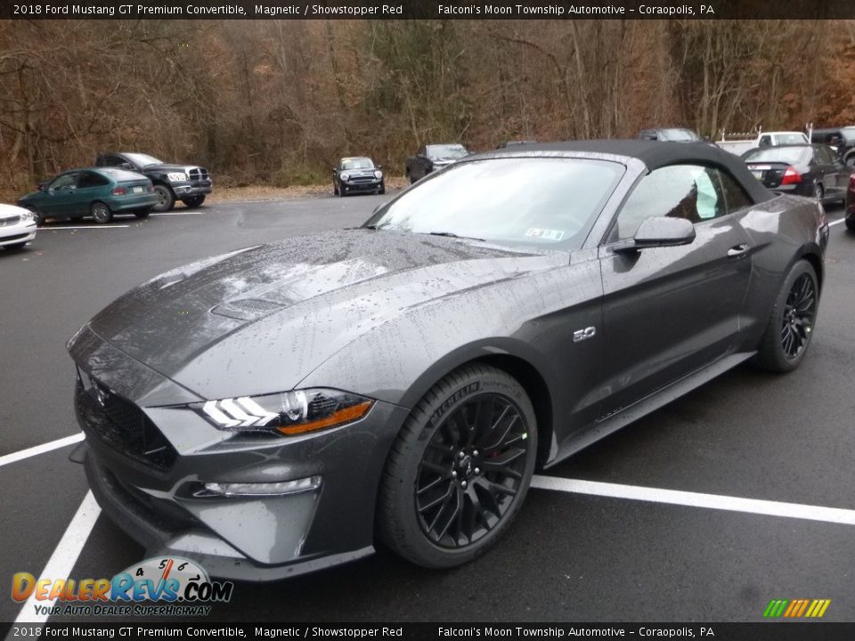 Front 3/4 View of 2018 Ford Mustang GT Premium Convertible Photo #5