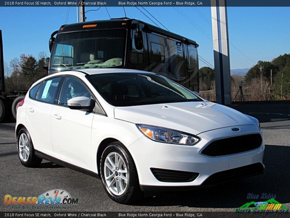 2018 Ford Focus SE Hatch Oxford White / Charcoal Black Photo #8