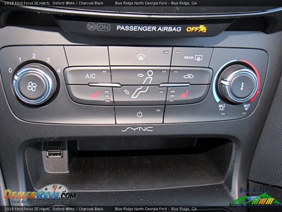 2018 Ford Focus SE Hatch Oxford White / Charcoal Black Photo #21